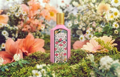 la musica della pubblicita guylti gucci|Entra in un mondo fantastico con Gucci Flora Gorgeous Gardenia .